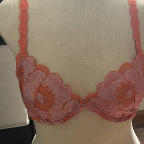 SAVAGE X FENTY by Rihana Orange Lace PERFECT POPPIES Demi Bra sze 38C NEW - Picture 2 of 3